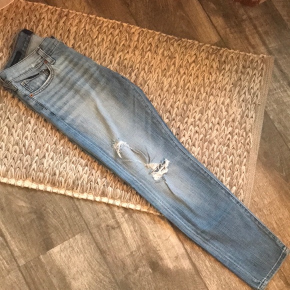 Classic Blue Women's Jeans - Picture 3 of 3